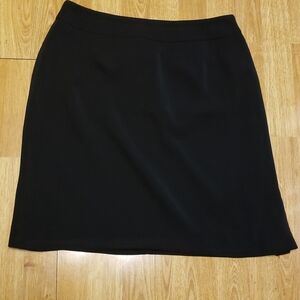 Bern & Mort black skirt sz 12
